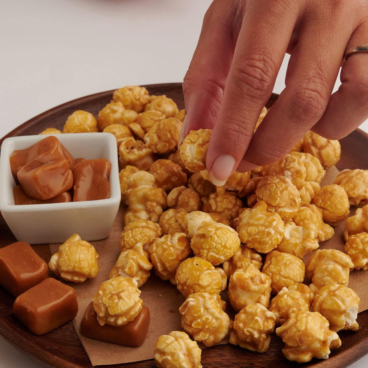 Gourmet Caramel Corn Popcorn 9.5 Oz I6406