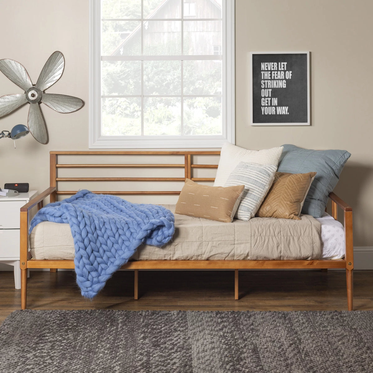 Solid Wood Spindle Daybed X1701