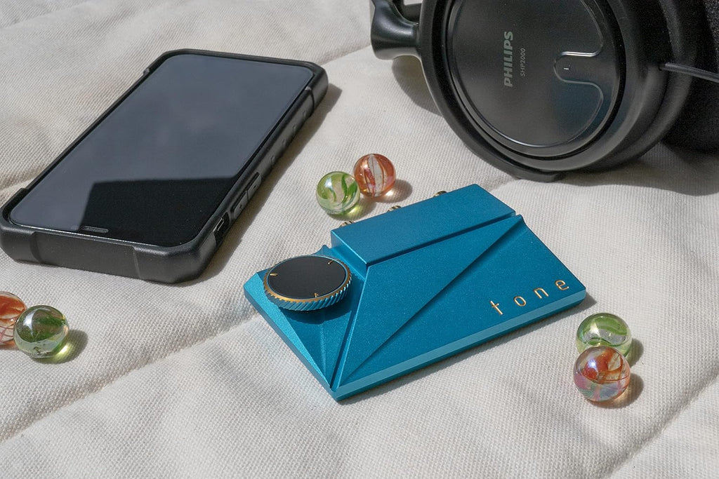 USB DAC and Headphone Amplifier with Balanced RCA K2619
