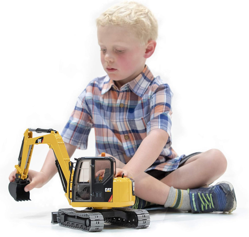 CAT Mini Excavator Vehicle with Rotatable Cab and Removeable Shovel B1419