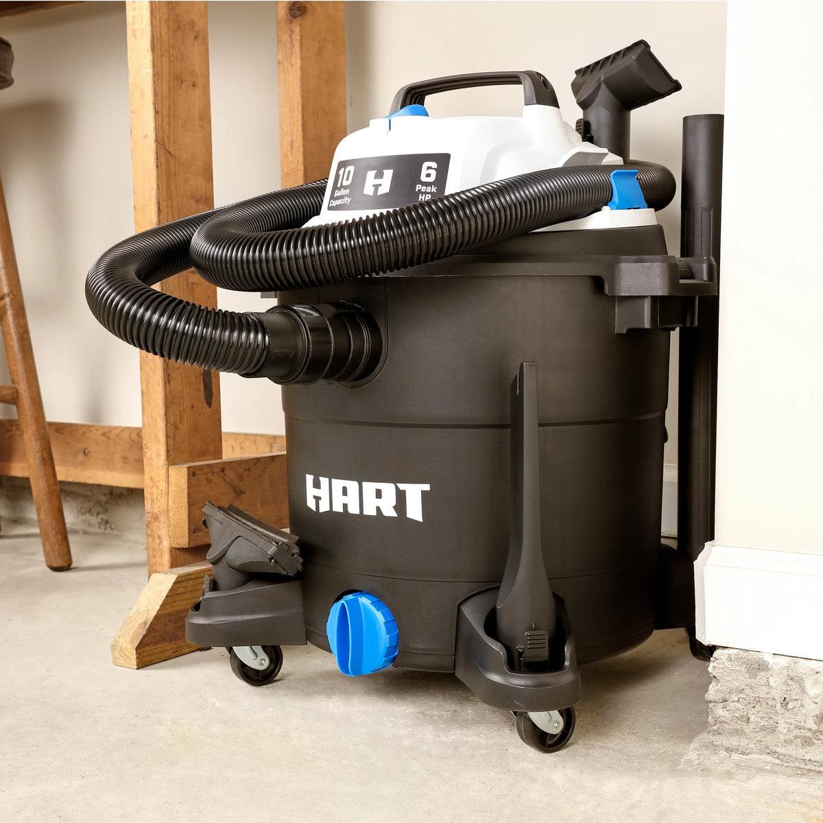 10 Gallon 6 Peak HP Poly Wet/Dry Vacuum C638062
