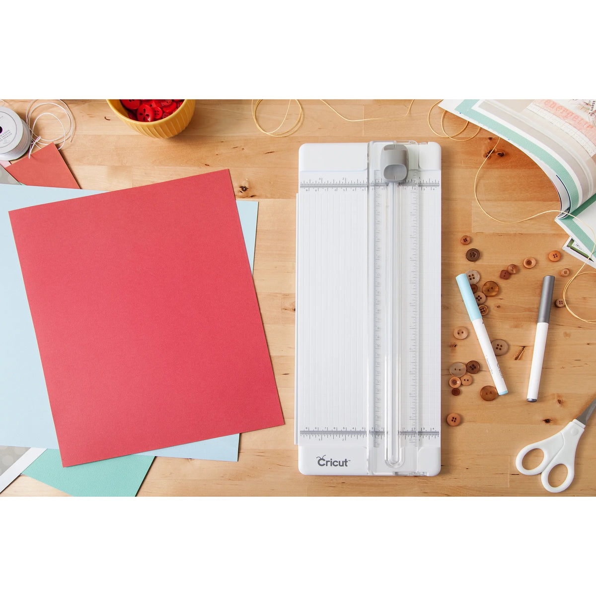 Boysenberry Cricut Explore Air 2 Essentials Bundle M43666