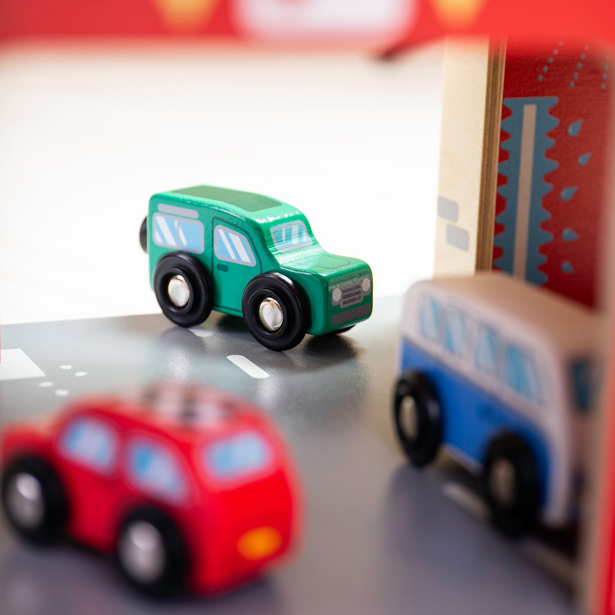 Park & Play Garage L92584