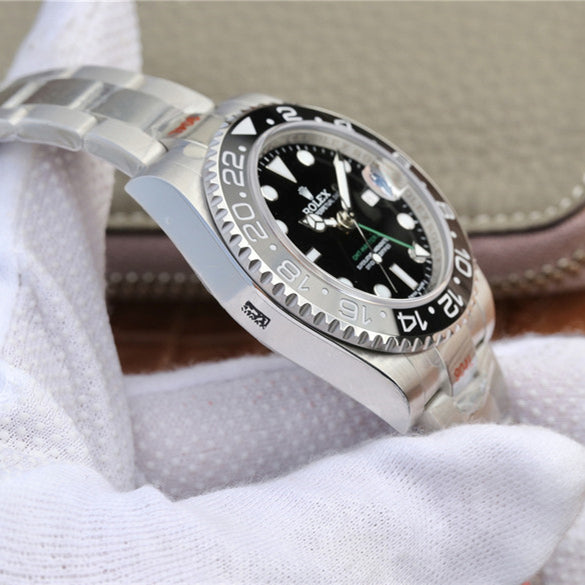 Black Bezel 40mm Watch Y839