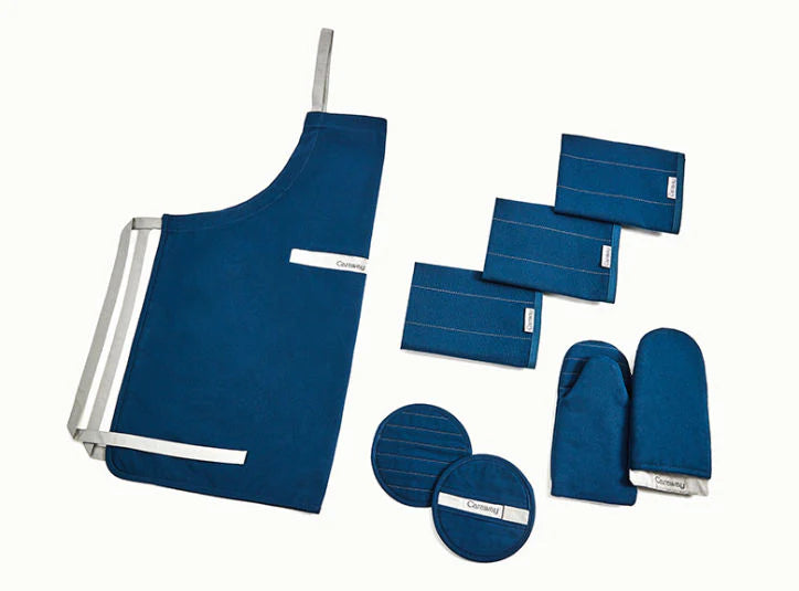 Classic Linens Set in Navy J7417