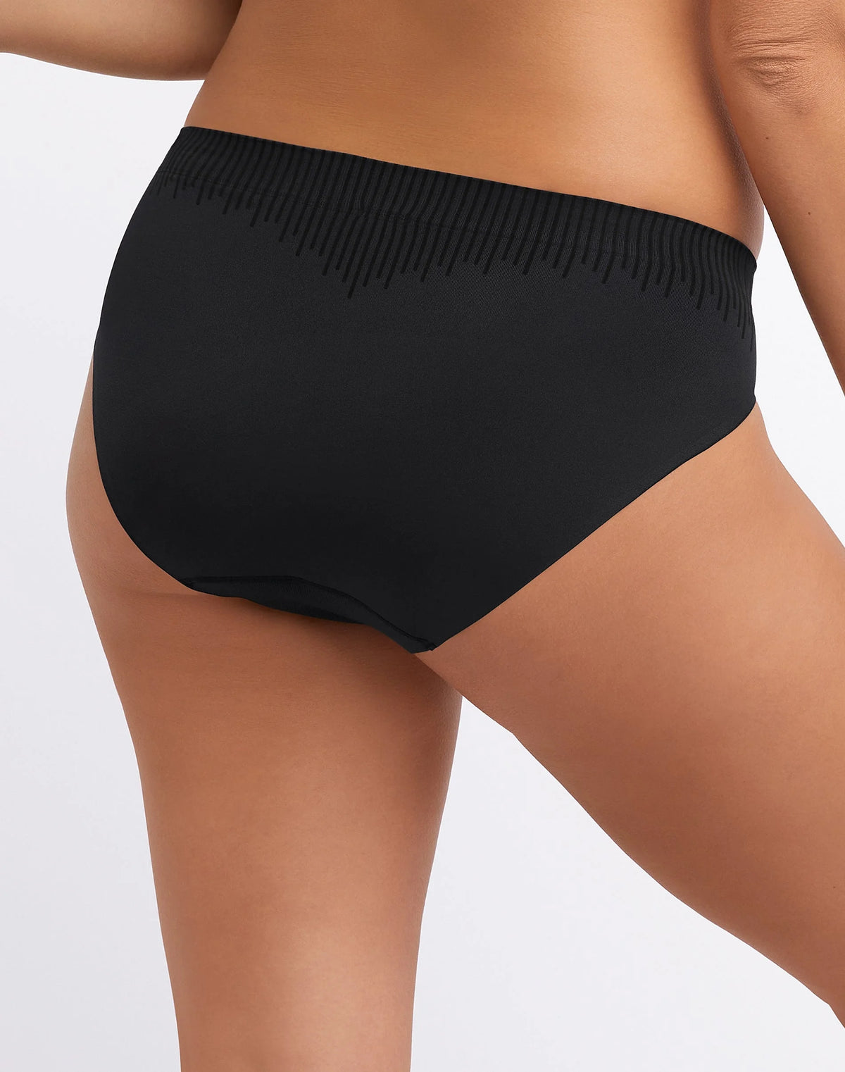 Comfort Revolution Seamless Hi-Cut Panty K3816