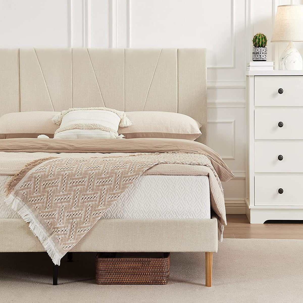 King Size Beige Fabric Upholstered Platform Bed Frame D75168