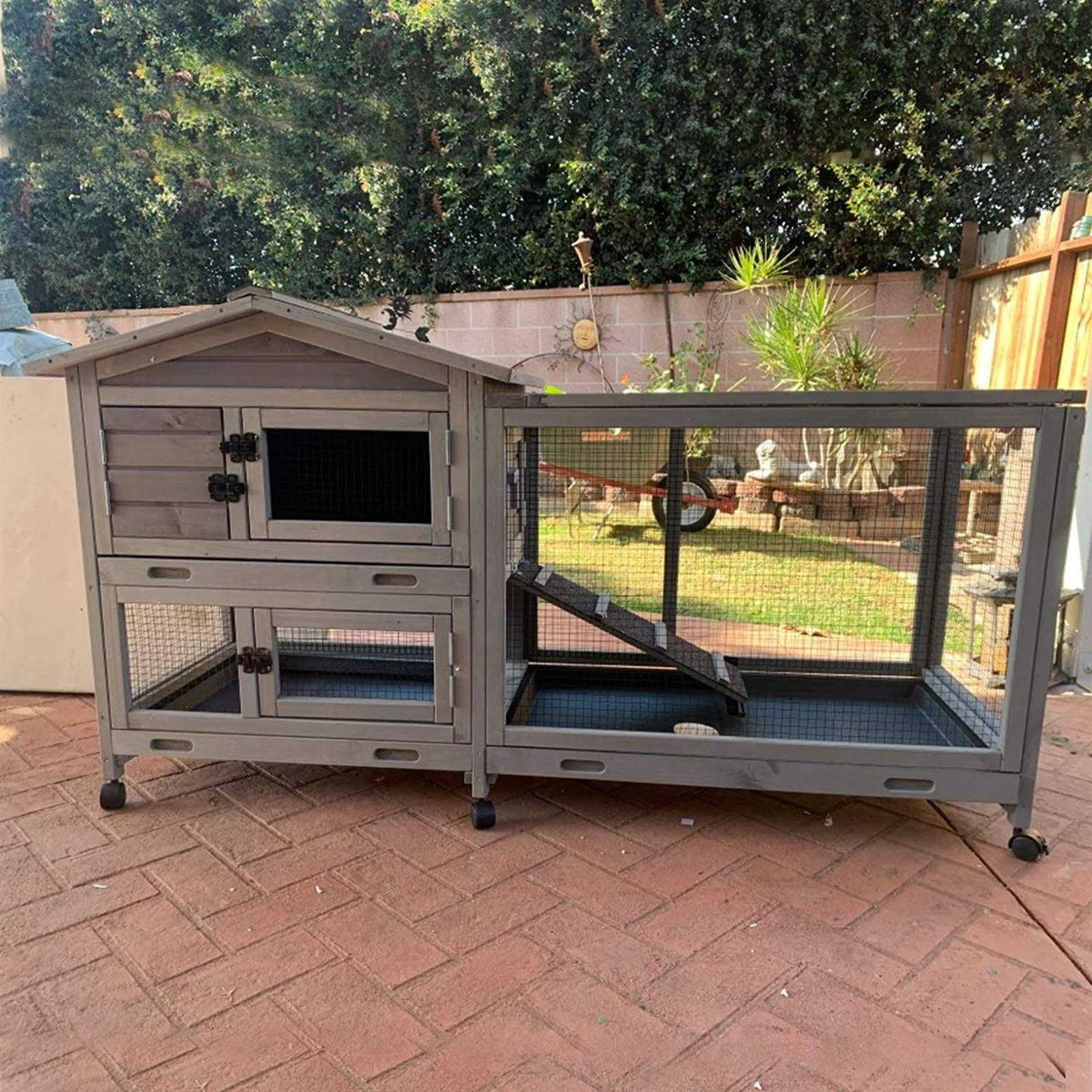 Outdoor Rabbit Hutch on Wheels with Run W409