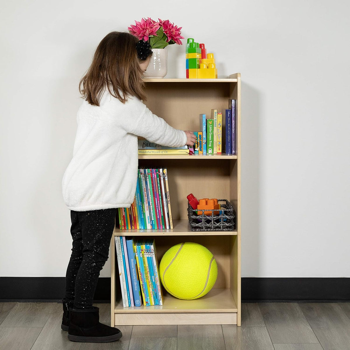 Wooden 3 Section School Classroom Storage Cabinet Q2415