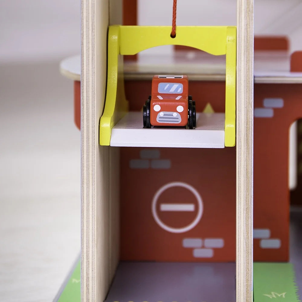 Park & Play Garage L92584